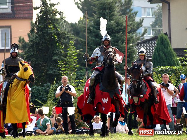 Zdjęcie w galerii na portalu naszraciborz.pl: Wielkie WIDOWISKO na Ostrogu wiadomości z regionu