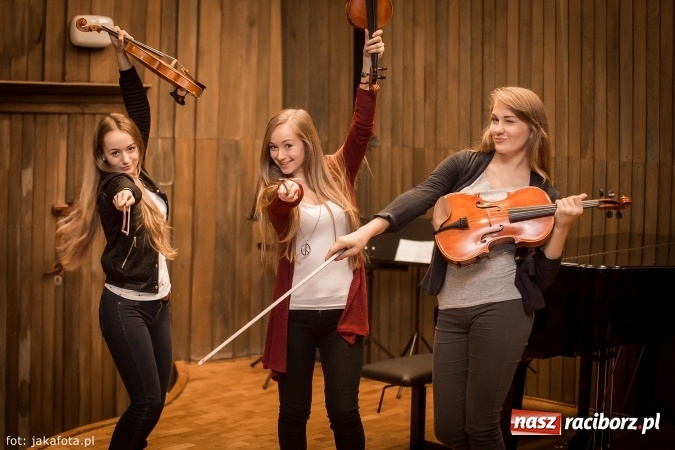 Zdjęcie w galerii na portalu naszraciborz.pl: Raciborskie trio smyczkowe Appassionato w półfinale SuperDzieciaka wiadomości z regionu