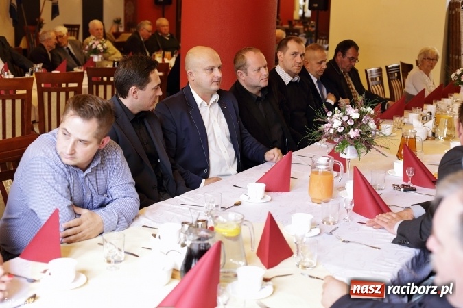 Zdjęcie w galerii na portalu naszraciborz.pl: 25-lecie NSZZ Policjantów - spotkanie w Raciborskiej wiadomości z regionu