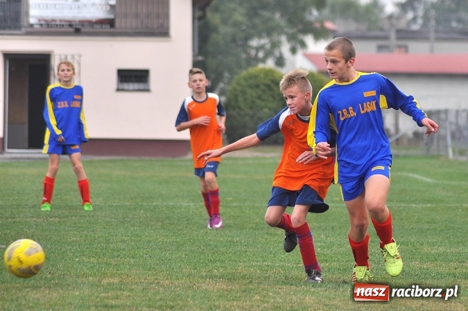 Zdjęcie w galerii na portalu naszraciborz.pl: Młodzi piłkarze z Krzyżanowic górą nad LKS-em Cyprzanów wiadomości z regionu