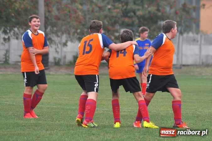 Zdjęcie w galerii na portalu naszraciborz.pl: Młodzi piłkarze z Krzyżanowic górą nad LKS-em Cyprzanów wiadomości z regionu
