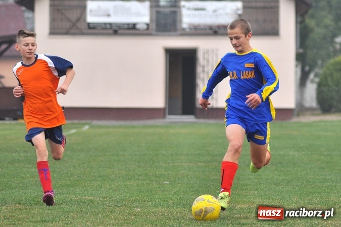 Zdjęcie w galerii na portalu naszraciborz.pl: Młodzi piłkarze z Krzyżanowic górą nad LKS-em Cyprzanów wiadomości z regionu