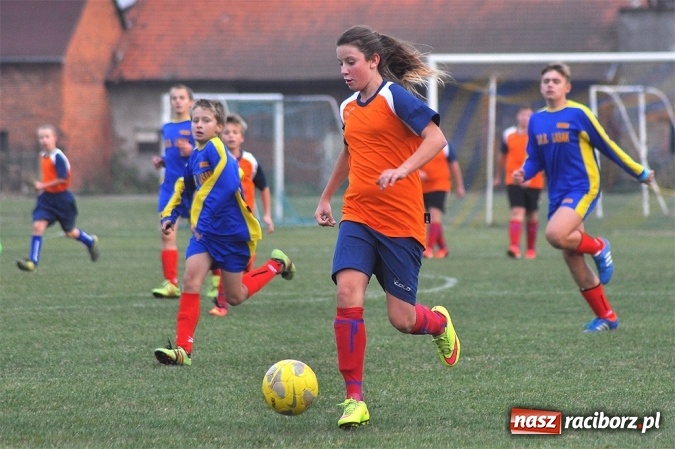 Zdjęcie w galerii na portalu naszraciborz.pl: Młodzi piłkarze z Krzyżanowic górą nad LKS-em Cyprzanów wiadomości z regionu