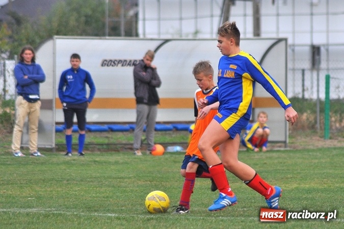Zdjęcie w galerii na portalu naszraciborz.pl: Młodzi piłkarze z Krzyżanowic górą nad LKS-em Cyprzanów wiadomości z regionu