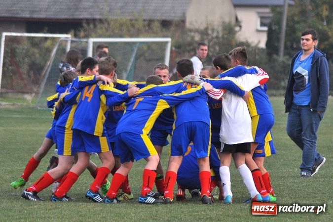 Zdjęcie w galerii na portalu naszraciborz.pl: Młodzi piłkarze z Krzyżanowic górą nad LKS-em Cyprzanów wiadomości z regionu
