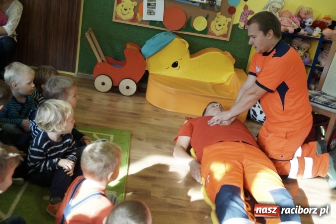 Zdjęcie w galerii na portalu naszraciborz.pl: Ważna pierwsza pomoc u przedszkolaków w Nędzy wiadomości z regionu