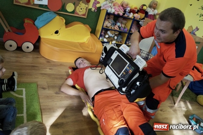 Zdjęcie w galerii na portalu naszraciborz.pl: Ważna pierwsza pomoc u przedszkolaków w Nędzy wiadomości z regionu