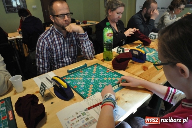 Zdjęcie w galerii na portalu naszraciborz.pl: VI Raciborskie w Scrabble Granie - duża frekwencja wiadomości z regionu