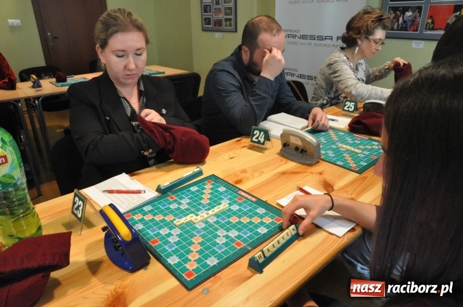 Zdjęcie w galerii na portalu naszraciborz.pl: VI Raciborskie w Scrabble Granie - duża frekwencja wiadomości z regionu