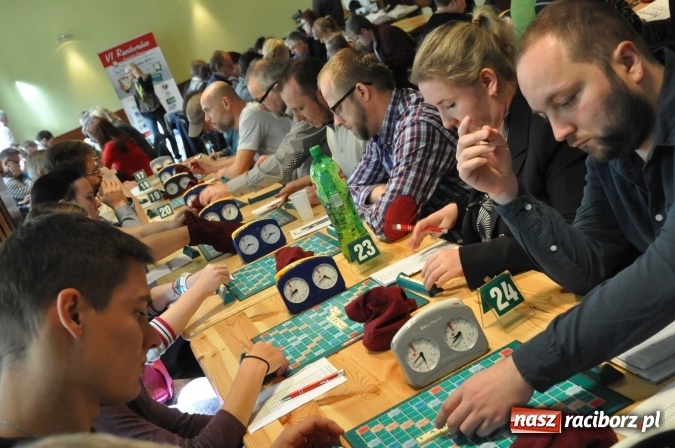 Zdjęcie w galerii na portalu naszraciborz.pl: VI Raciborskie w Scrabble Granie - duża frekwencja wiadomości z regionu