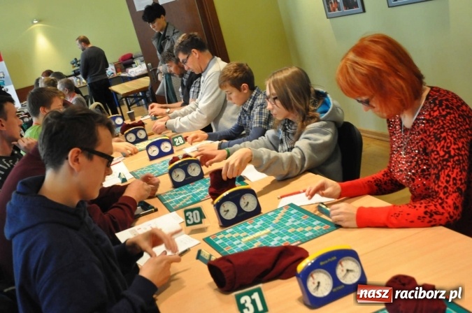 Zdjęcie w galerii na portalu naszraciborz.pl: VI Raciborskie w Scrabble Granie - duża frekwencja wiadomości z regionu