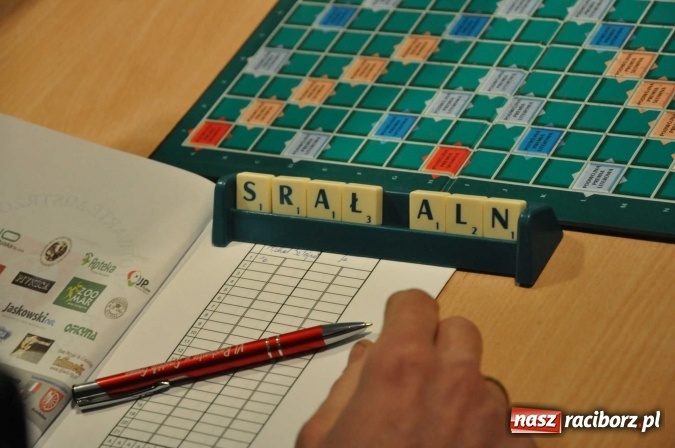 Zdjęcie w galerii na portalu naszraciborz.pl: VI Raciborskie w Scrabble Granie - duża frekwencja wiadomości z regionu