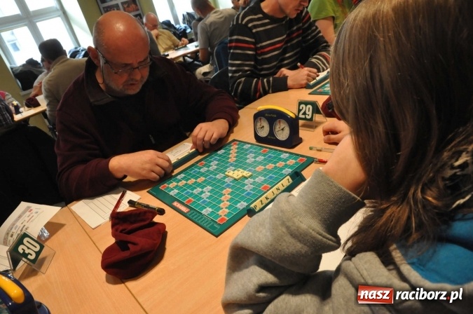 Zdjęcie w galerii na portalu naszraciborz.pl: VI Raciborskie w Scrabble Granie - duża frekwencja wiadomości z regionu