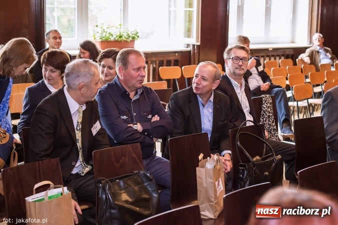 Zdjęcie w galerii na portalu naszraciborz.pl: I LO im. Jana Kasprowicza świętuje 70-lecie wiadomości z regionu