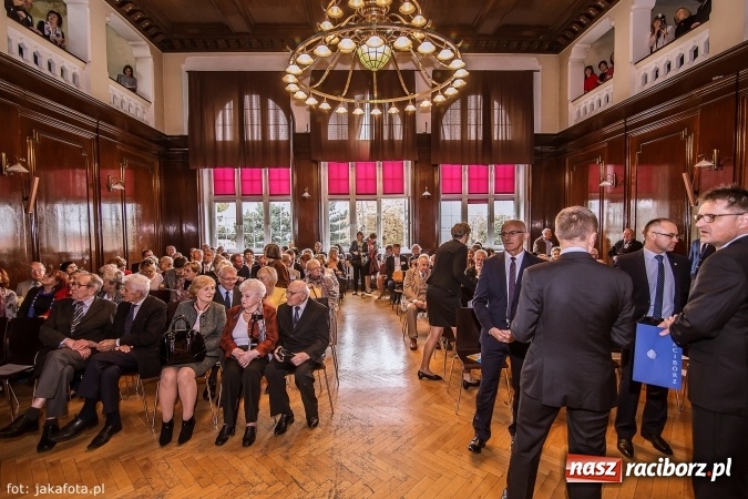 Zdjęcie w galerii na portalu naszraciborz.pl: I LO im. Jana Kasprowicza świętuje 70-lecie wiadomości z regionu