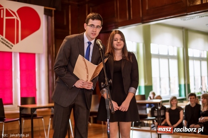 Zdjęcie w galerii na portalu naszraciborz.pl: I LO im. Jana Kasprowicza świętuje 70-lecie wiadomości z regionu