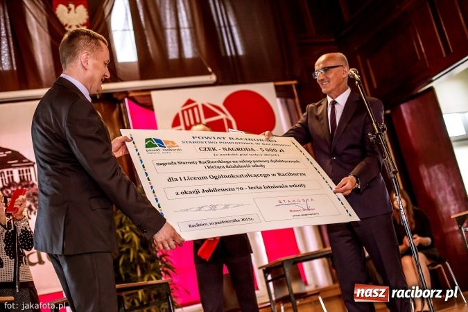 Zdjęcie w galerii na portalu naszraciborz.pl: I LO im. Jana Kasprowicza świętuje 70-lecie wiadomości z regionu