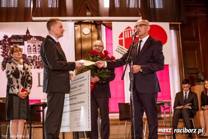 Zdjęcie w galerii na portalu naszraciborz.pl: I LO im. Jana Kasprowicza świętuje 70-lecie wiadomości z regionu