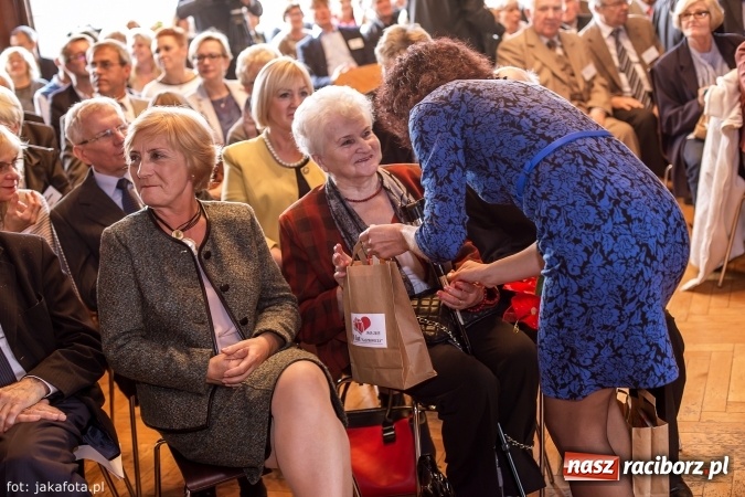 Zdjęcie w galerii na portalu naszraciborz.pl: I LO im. Jana Kasprowicza świętuje 70-lecie wiadomości z regionu