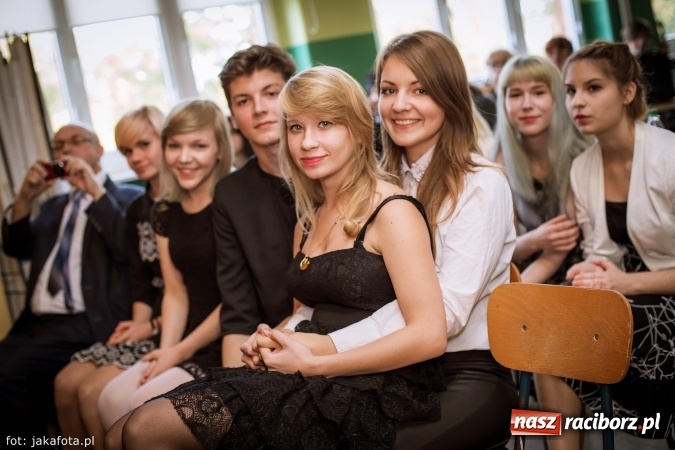 Zdjęcie w galerii na portalu naszraciborz.pl: I LO im. Jana Kasprowicza świętuje 70-lecie wiadomości z regionu