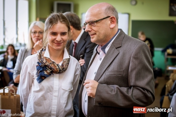 Zdjęcie w galerii na portalu naszraciborz.pl: I LO im. Jana Kasprowicza świętuje 70-lecie wiadomości z regionu