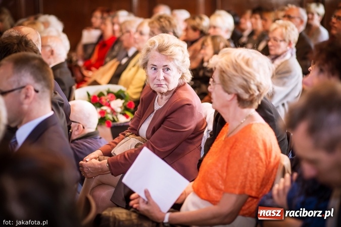 Zdjęcie w galerii na portalu naszraciborz.pl: I LO im. Jana Kasprowicza świętuje 70-lecie wiadomości z regionu