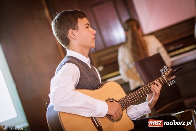 Zdjęcie w galerii na portalu naszraciborz.pl: I LO im. Jana Kasprowicza świętuje 70-lecie wiadomości z regionu