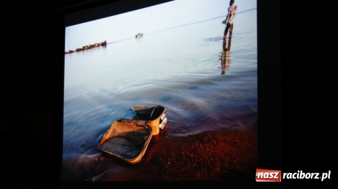 Zdjęcie w galerii na portalu naszraciborz.pl: Siesta z Marcinem Kydryńskim w bibliotece wiadomości z regionu