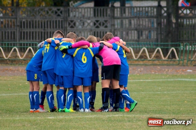 Zdjęcie w galerii na portalu naszraciborz.pl: Ikar spłonął w czuchowskim Płomieniu wiadomości z regionu