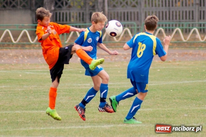 Zdjęcie w galerii na portalu naszraciborz.pl: Ikar spłonął w czuchowskim Płomieniu wiadomości z regionu