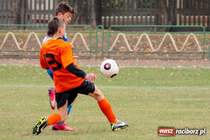 Zdjęcie w galerii na portalu naszraciborz.pl: Ikar spłonął w czuchowskim Płomieniu wiadomości z regionu