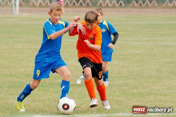 Zdjęcie w galerii na portalu naszraciborz.pl: Ikar spłonął w czuchowskim Płomieniu wiadomości z regionu