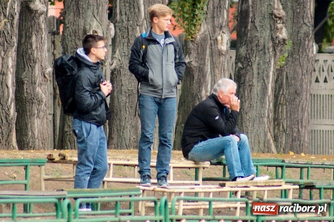 Zdjęcie w galerii na portalu naszraciborz.pl: Ikar spłonął w czuchowskim Płomieniu wiadomości z regionu