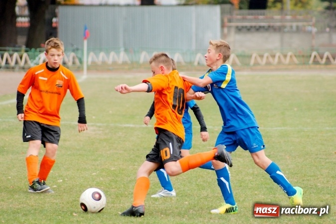 Zdjęcie w galerii na portalu naszraciborz.pl: Ikar spłonął w czuchowskim Płomieniu wiadomości z regionu