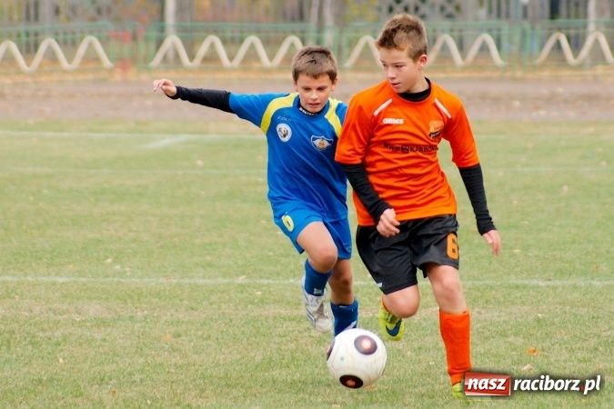 Zdjęcie w galerii na portalu naszraciborz.pl: Ikar spłonął w czuchowskim Płomieniu wiadomości z regionu