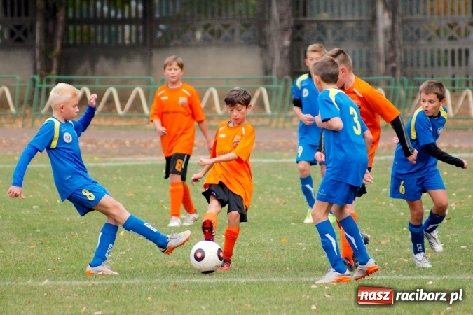 Zdjęcie w galerii na portalu naszraciborz.pl: Ikar spłonął w czuchowskim Płomieniu wiadomości z regionu