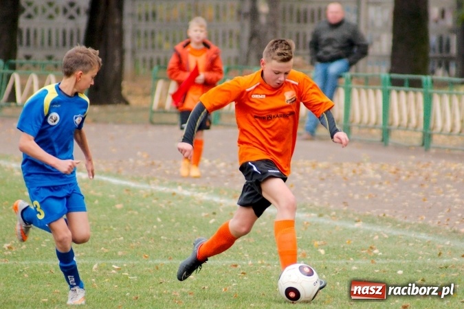 Zdjęcie w galerii na portalu naszraciborz.pl: Ikar spłonął w czuchowskim Płomieniu wiadomości z regionu