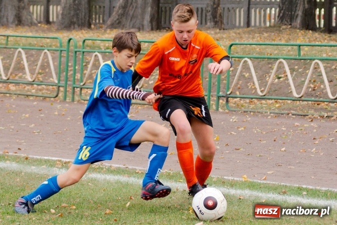Zdjęcie w galerii na portalu naszraciborz.pl: Ikar spłonął w czuchowskim Płomieniu wiadomości z regionu
