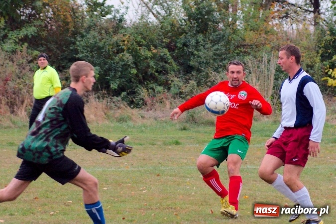 Zdjęcie w galerii na portalu naszraciborz.pl: Opór Wojnowic bezskuteczny. Rezerwy Turzy Śląskiej z kompletem punktów wiadomości z regionu