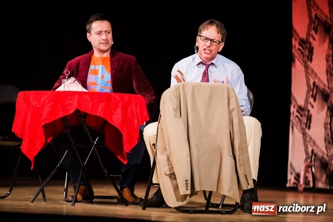 Zdjęcie w galerii na portalu naszraciborz.pl: Randka w ciemno na dwie pary bawiła w RCK wiadomości z regionu