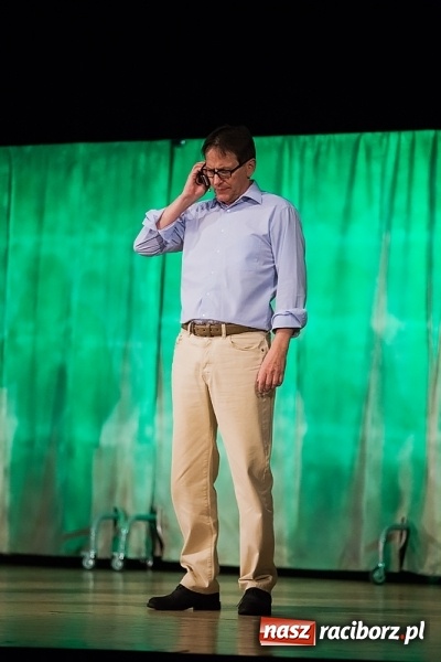 Zdjęcie w galerii na portalu naszraciborz.pl: Randka w ciemno na dwie pary bawiła w RCK wiadomości z regionu