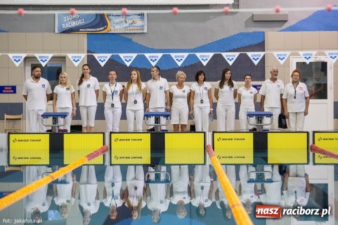 Zdjęcie w galerii na portalu naszraciborz.pl: Pływackie show w Szkole Mistrzostwa Sportowego wiadomości z regionu