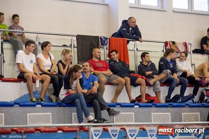 Zdjęcie w galerii na portalu naszraciborz.pl: Pływackie show w Szkole Mistrzostwa Sportowego wiadomości z regionu