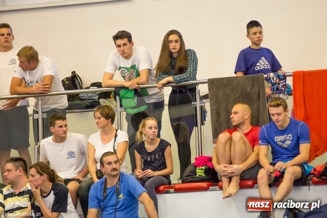 Zdjęcie w galerii na portalu naszraciborz.pl: Pływackie show w Szkole Mistrzostwa Sportowego wiadomości z regionu