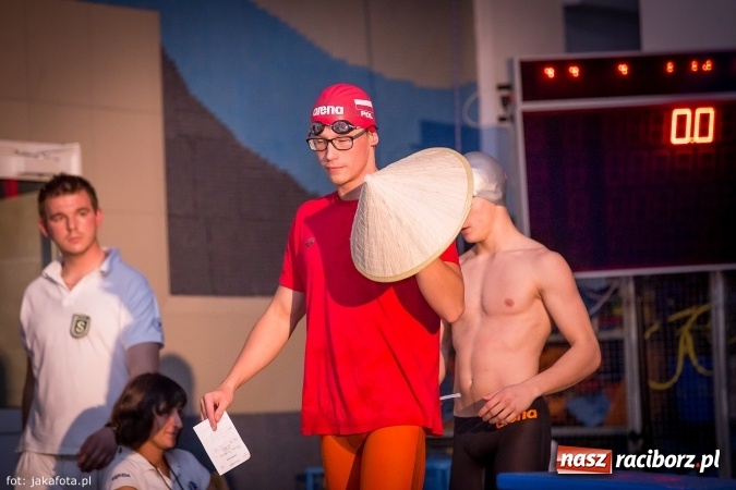 Zdjęcie w galerii na portalu naszraciborz.pl: Pływackie show w Szkole Mistrzostwa Sportowego wiadomości z regionu