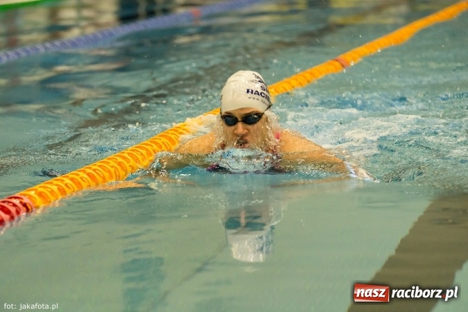 Zdjęcie w galerii na portalu naszraciborz.pl: Pływackie show w Szkole Mistrzostwa Sportowego wiadomości z regionu