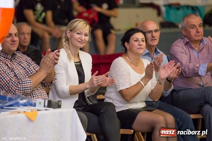Zdjęcie w galerii na portalu naszraciborz.pl: Pływackie show w Szkole Mistrzostwa Sportowego wiadomości z regionu