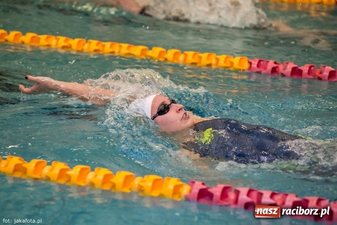 Zdjęcie w galerii na portalu naszraciborz.pl: Pływackie show w Szkole Mistrzostwa Sportowego wiadomości z regionu