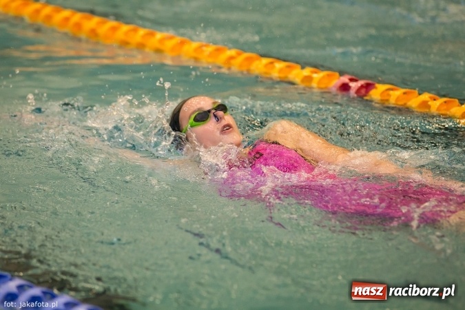 Zdjęcie w galerii na portalu naszraciborz.pl: Pływackie show w Szkole Mistrzostwa Sportowego wiadomości z regionu