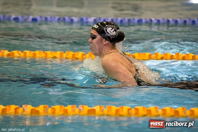 Zdjęcie w galerii na portalu naszraciborz.pl: Pływackie show w Szkole Mistrzostwa Sportowego wiadomości z regionu